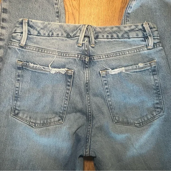 Good American The Weekender Light Blue Denim Jeans - Picture 9 of 9